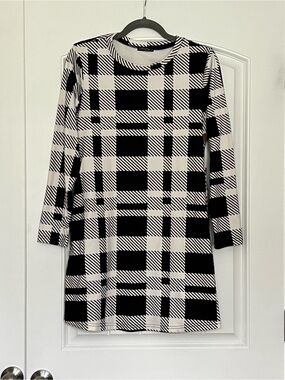 Ofeefan Black & White Plaid Long-Sleeve A-Line Dress